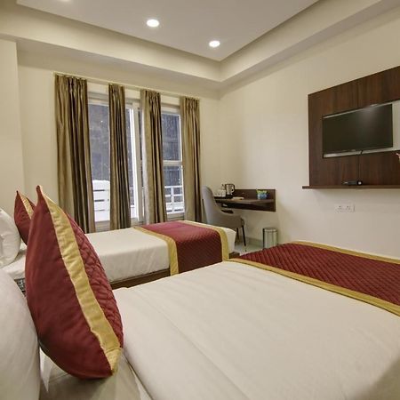 Hotel La Mirage Noida Buitenkant foto
